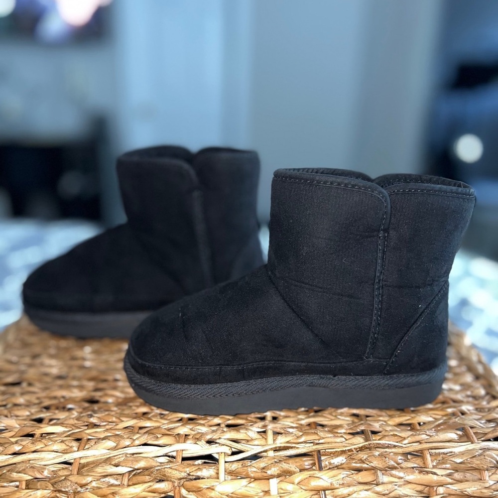 Kids Black Ankle Boots Size 12